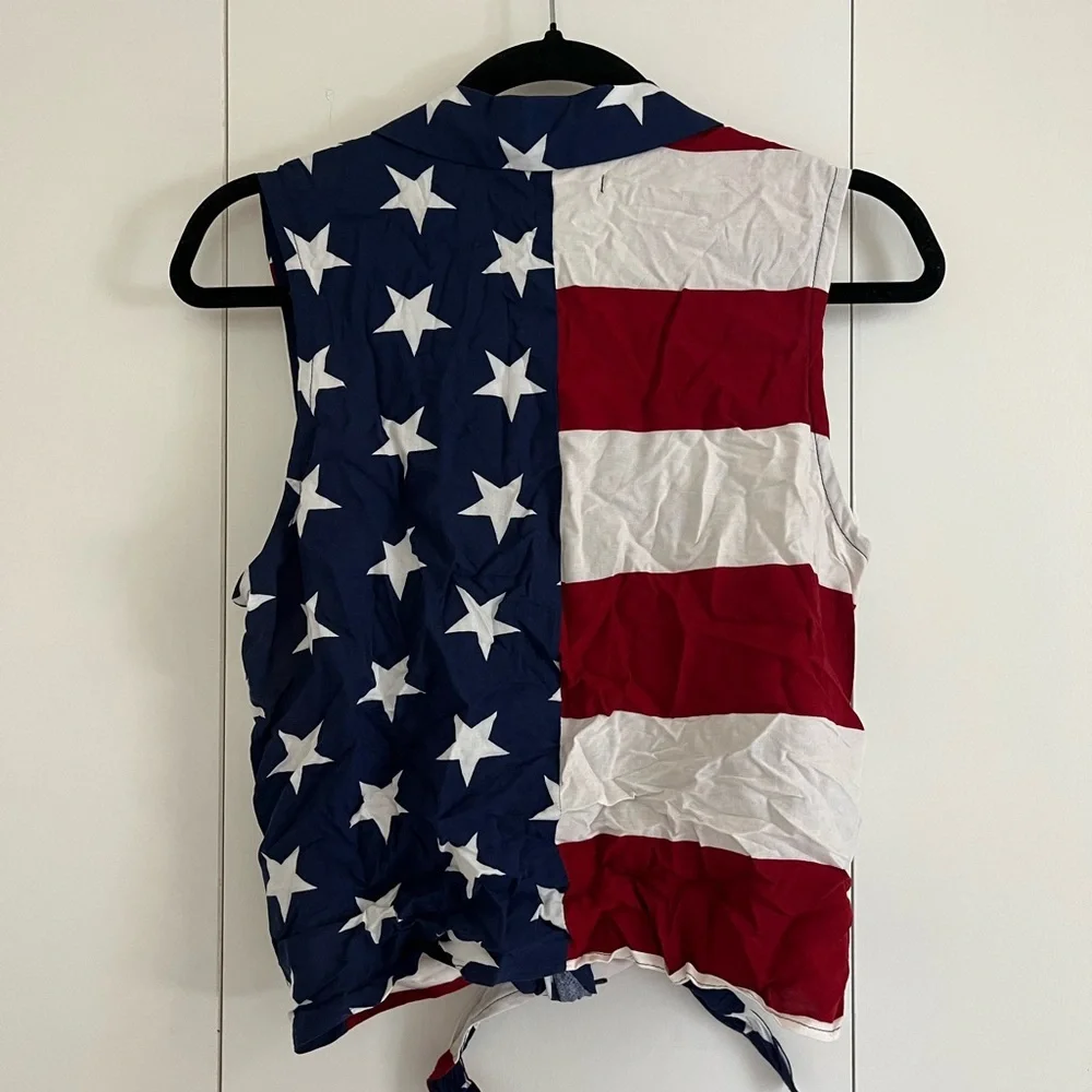 Fourth of July tie crop tank - Picture 3 of 3